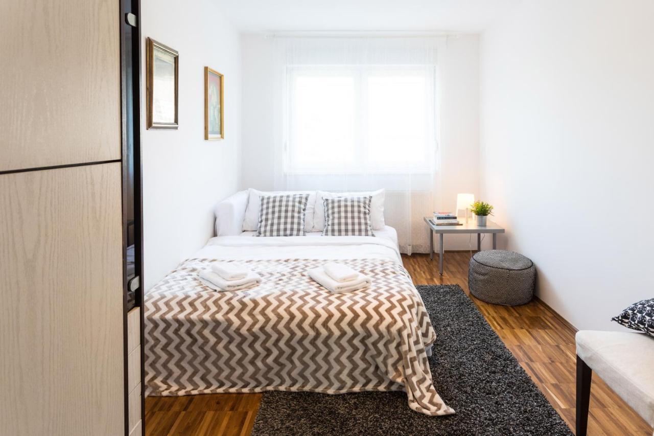 Spacious 2Bdr Apartment - Free Parking Zagabria Esterno foto